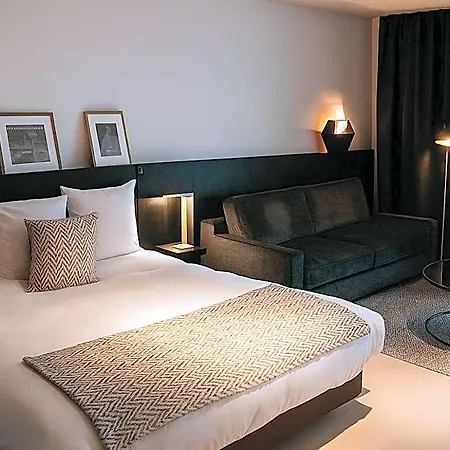 Off Hotel 4*