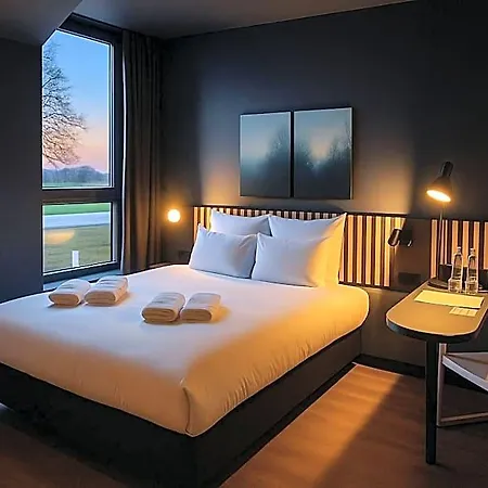 Hotel Off 4*